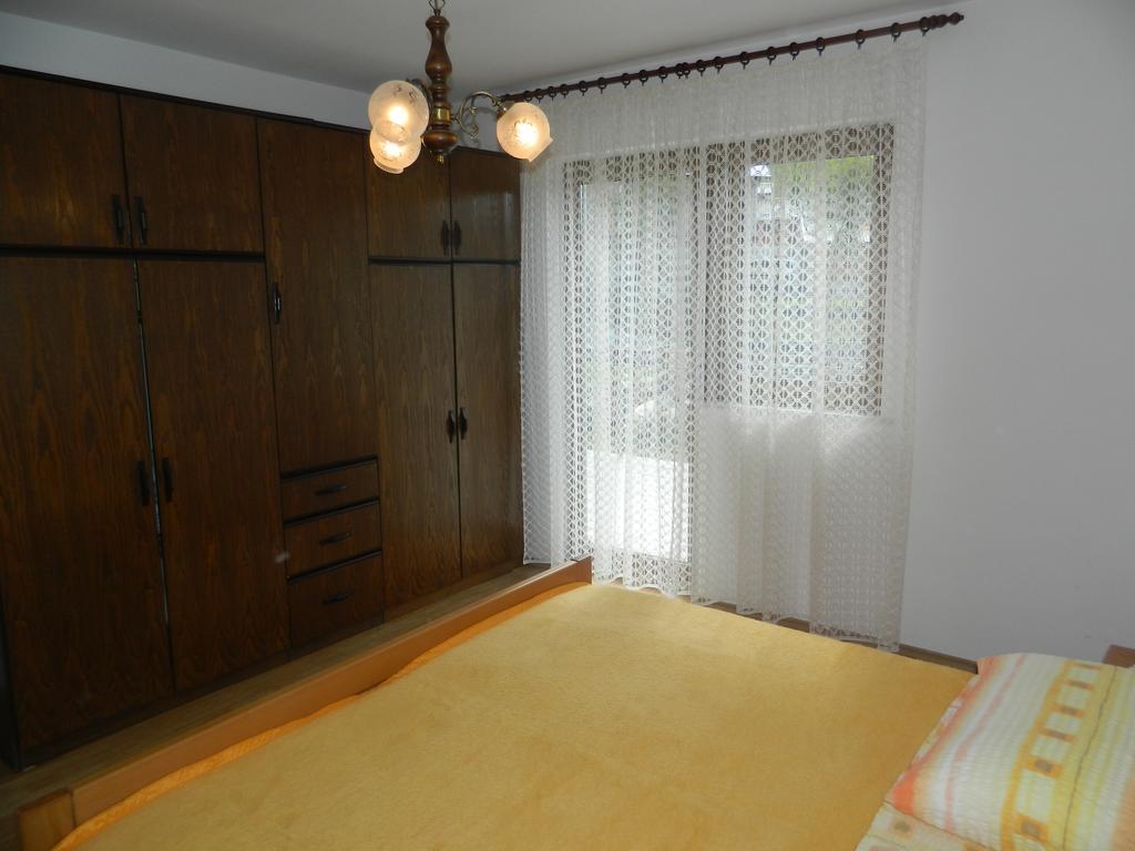Vacation Home Kuca Za Odmor Krasno Polje Exteriör bild